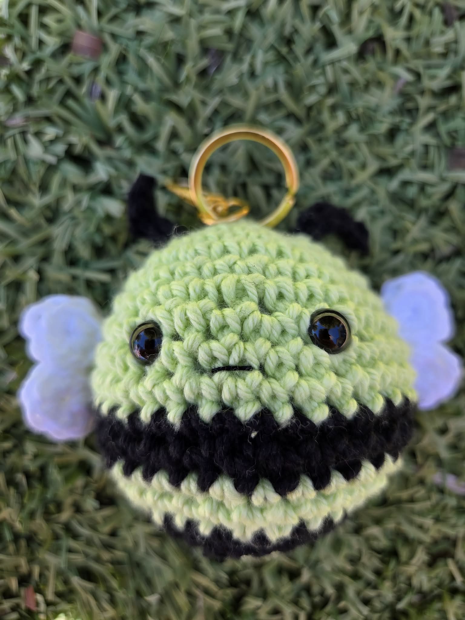 CROCHET BEE KEYCHAIN