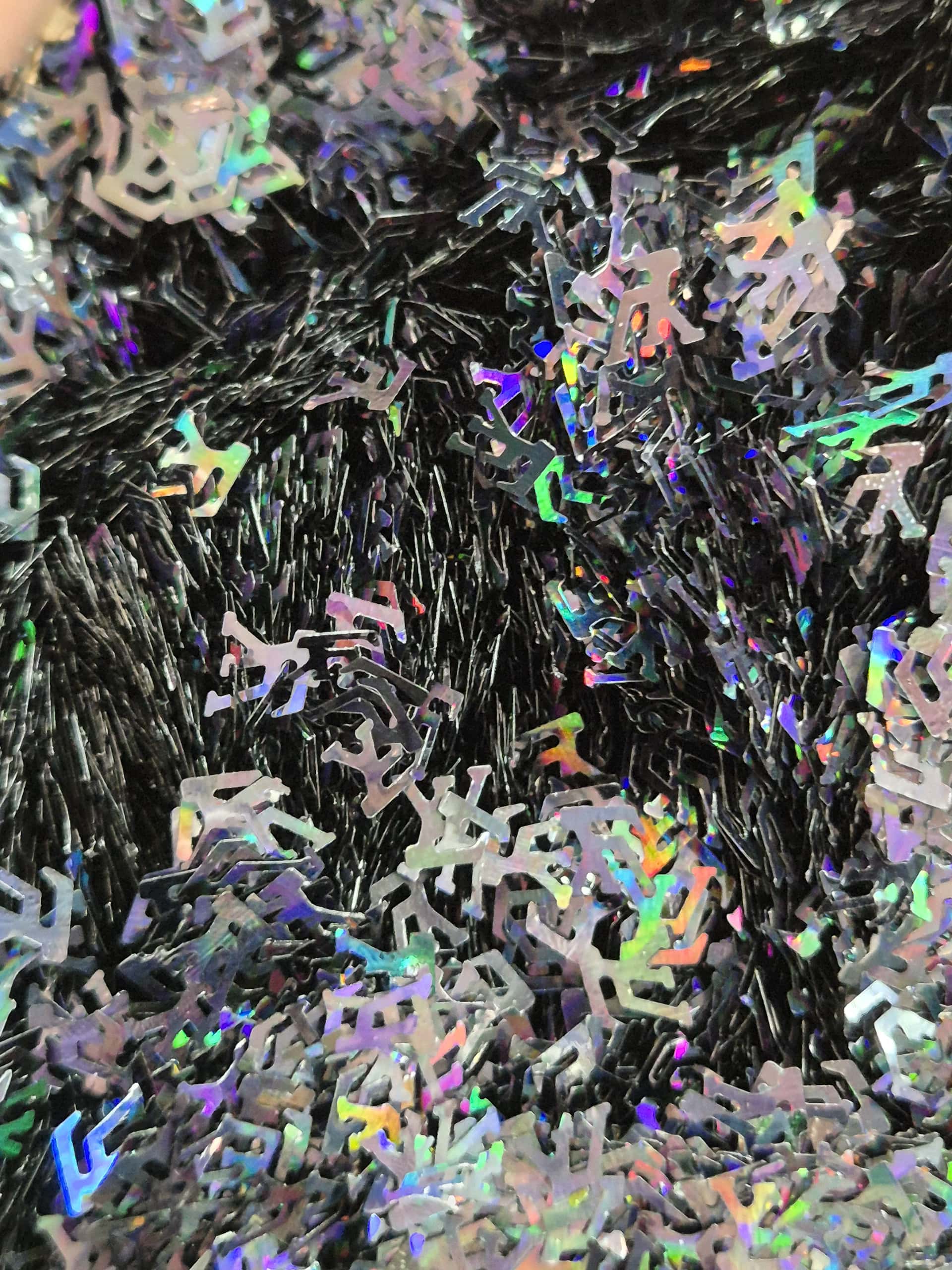 LOUIE BLACK SHAPED GLITTER