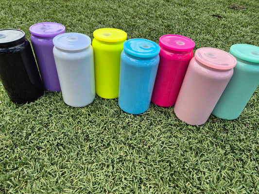 Gloss painted stainless steel tumbler