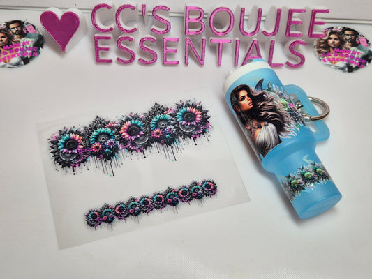 GREEN/PINK FLOWER KEYCHAIN EXCLUSIVE