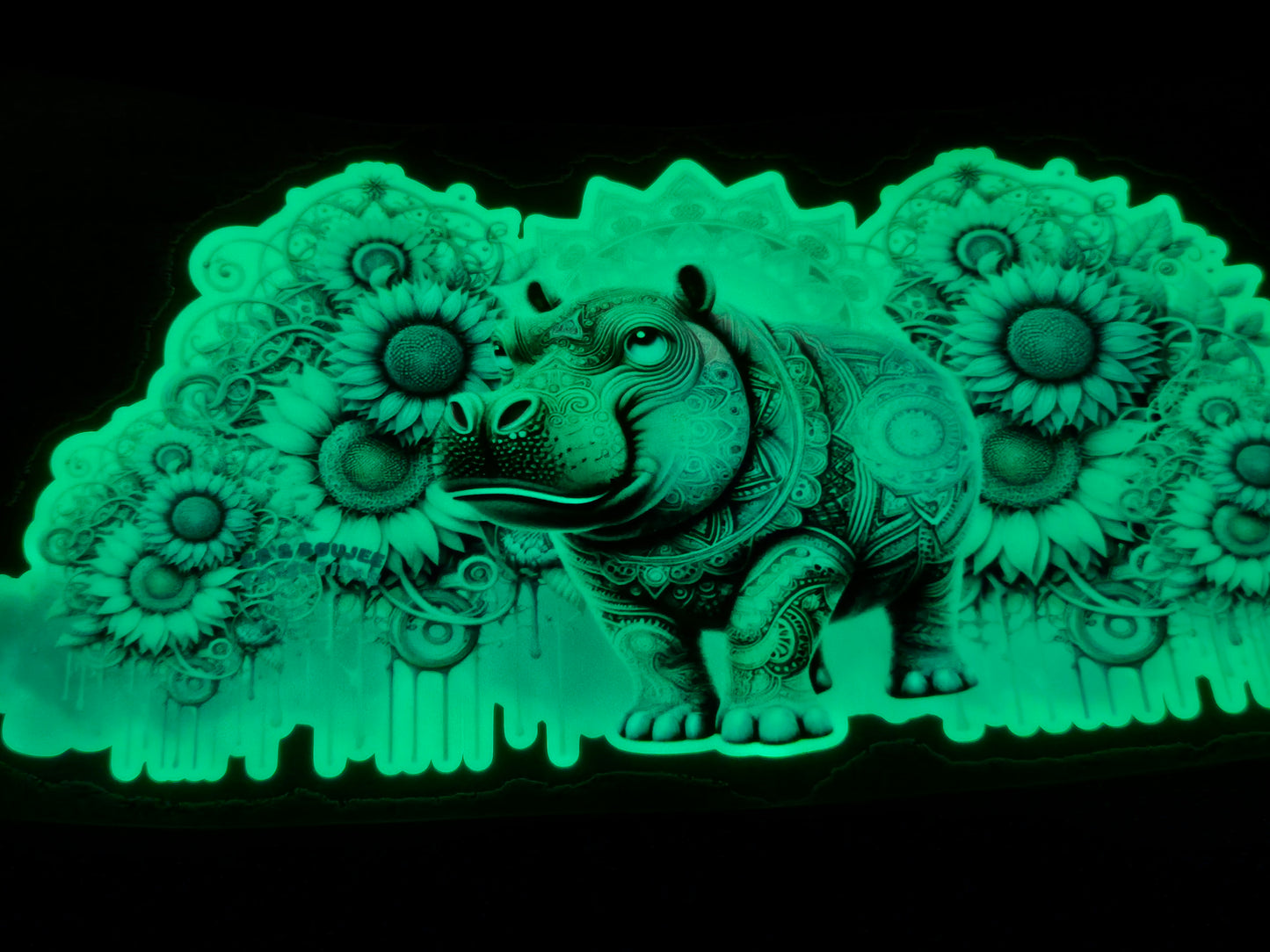 HIPPO EXCLUSIVE 16OZ GLOW IN THE DARK