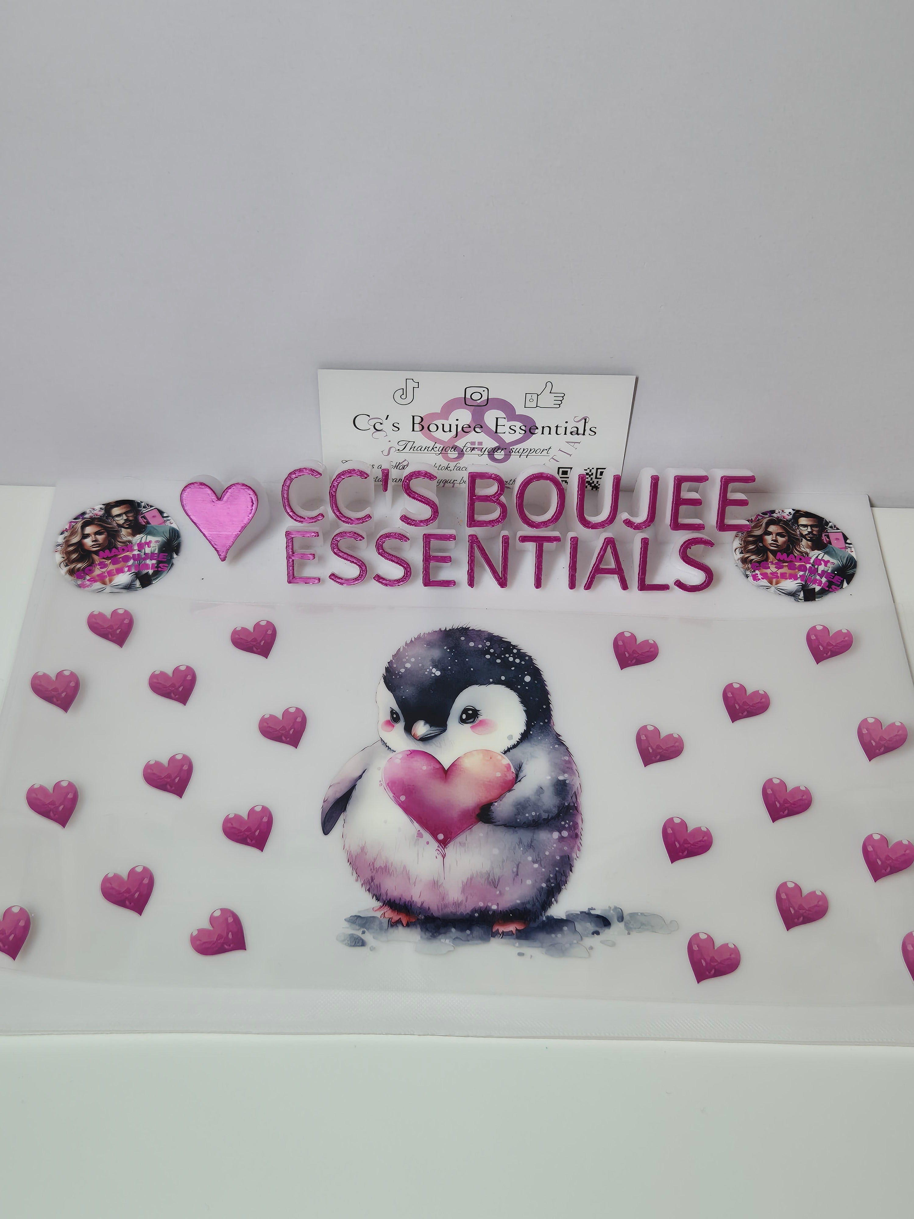 PENGUIN WITH PINK HEART #WRAP