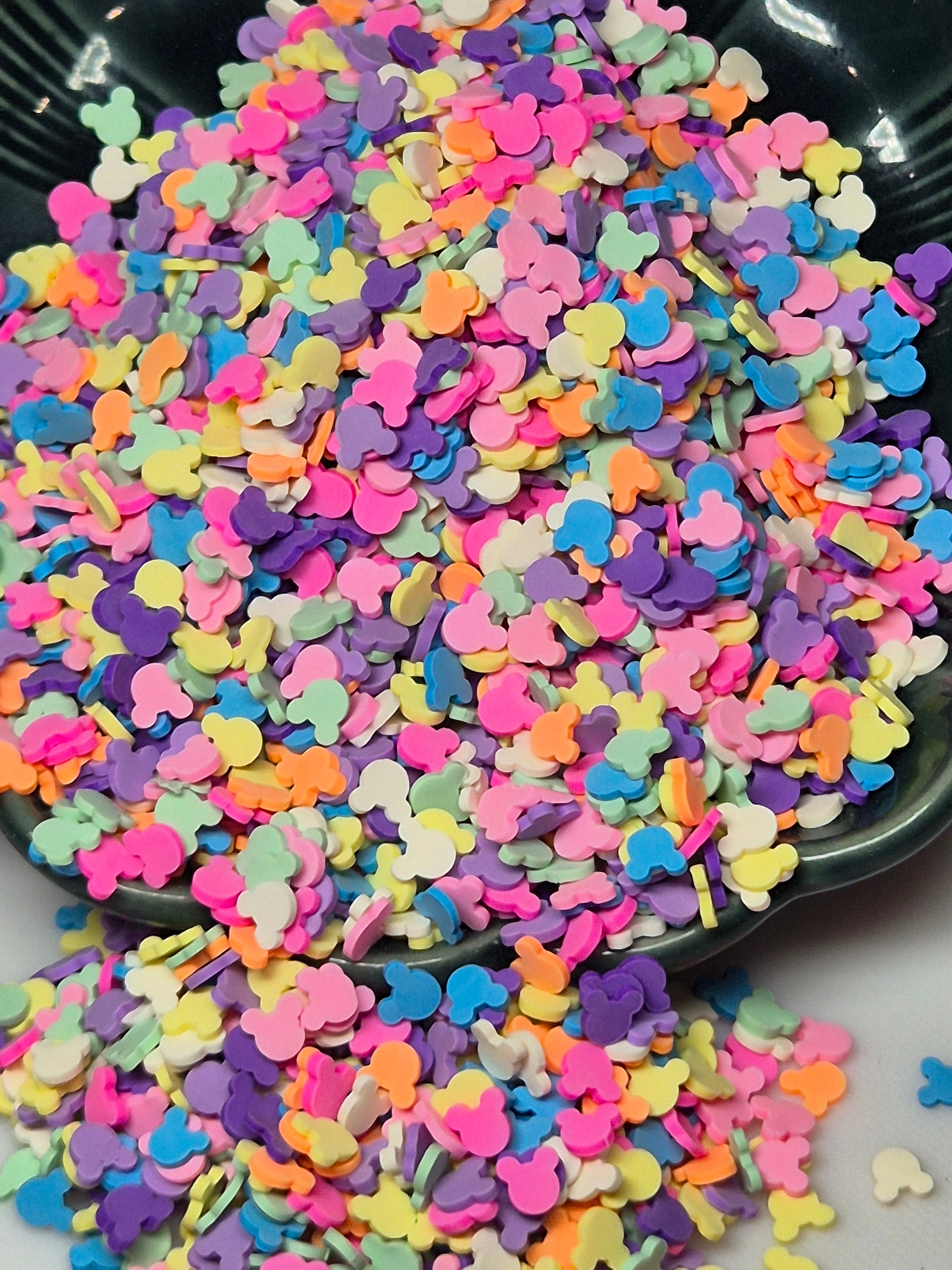 CLAY PIECES COLOURFUL MOUSE HEADS