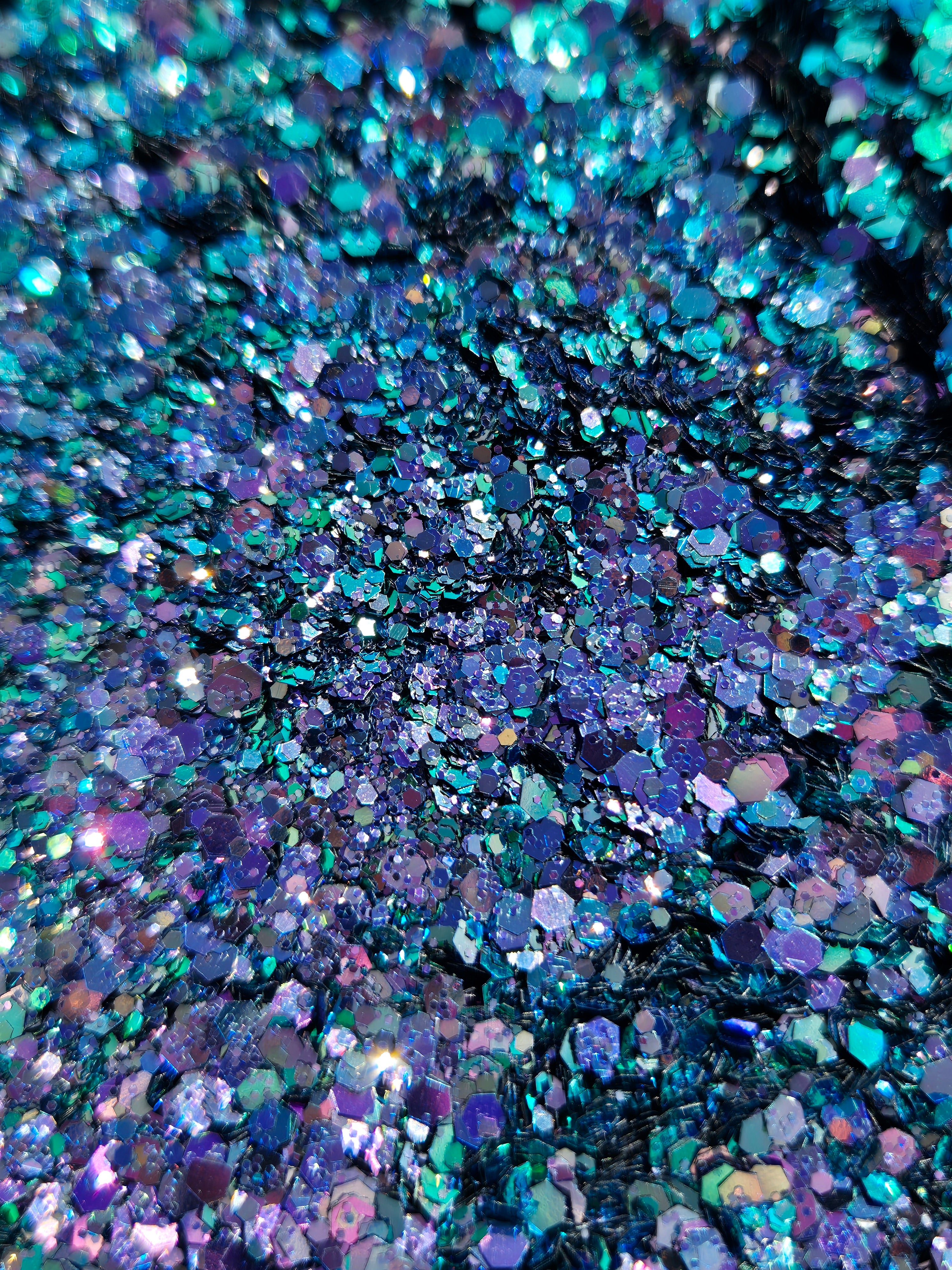 GLIMMER GLITTER