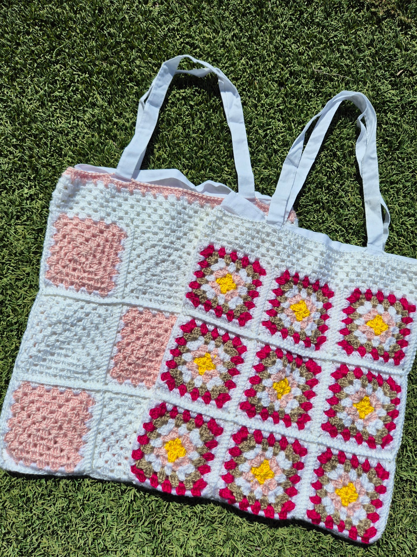 Crochet tote bag